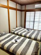 Japanese modern townhouse stay in Osaka, Stay in an old-fashioned house