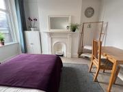 Private Room in Swansea - full use of shared facilities