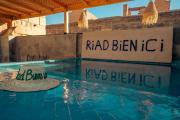Riad bien ici