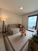 Edificio Paraná Playa Costanera, Apartamento de 1 Habitación, vista frontal al Rio con parking y Amenities!