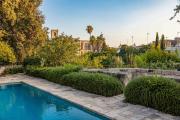 16Th-Century Palace With Pool In Muro Leccese