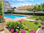 Apartamento en LEscala con terraza y piscina, cerca de la playa - HISP-236-97