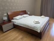 Center Point Luxe Apartment