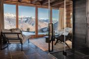 HelloCHALET Chalet Les Fleurs - Scenic Alpine Escape 70 metres from the cable car