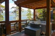 Top Port Renfrew