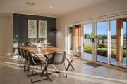 Top West Tamworth