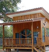 Wood Cabin by the bay หาดอ่าวนุ่น at Time Travel Club