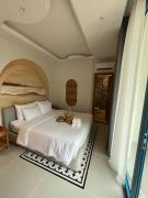 HUBMULTI HOTEL CN3 free water park and cable car