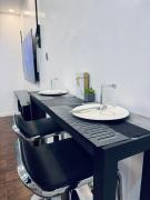 Lakeview Condo unit Staycation