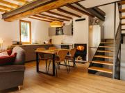 Casa espaiosa amb llar de foc