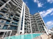 Free housekeeping visits during your stay - StayShort - Sophisticated Studio in JVC that Sleeps 2 with Balcony