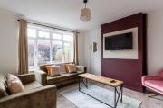 Big 4 Bed House Newcastle, Perfect for Groups