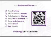 Cosy 3-Bedroom Serviced House with Free WiFi and Parking By Redwood Stays