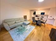 YZY LOC Suresnes Centre