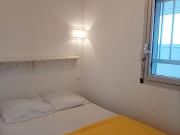Appartement moderne avec climatisation, balcon et parking - FR-1-696-63