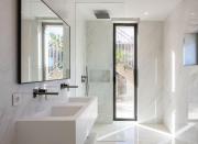 Villa de vacaciones con piscina infinita