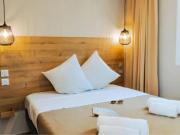 Mobil home confortable avec terrasse, 6 couchages - API-1-52-1462