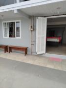 casa na praia da pinheira