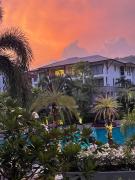 Beachfront 2BR Apartment with Pool View