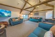 Top Dyffryn