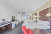 2 Beds in Oceanview Escape in Surfers Paradise