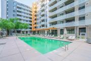 CDT PHX Apt Pool Gym Balcony Parking WD