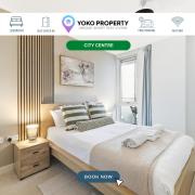 Sleek Apartment with Balcony - City Centre - Free Parking, Fast WiFi and 55 Smart TV by Yoko Property