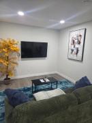 Cozy Suite Near West Edmonton Mall