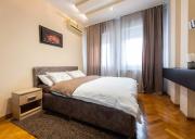 Arena public FREE parking in front of building