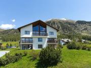 Apartment Chesa Rosatsch by Interhome