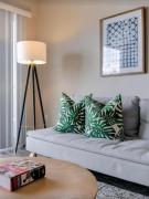 Hanza Tower SUNNY 20 Pool & Jacuzzi & Sauna & SPA