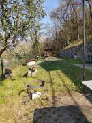 Oasi delle Querce casa vista lago e natura a Monte Isola