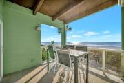 Beachfront & Ocean Views Balcony Condo Sleeps 8