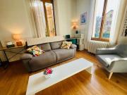 Relaxing 2BR Apartment with Private Garden, Near the City Center