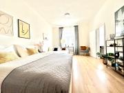 Sunny Balcony in Prague 3 center