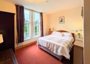 Ensuite rooms, self-catering in shared kitchens