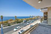 Seafront 3 Bedroom Luxury Getaway