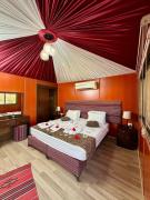 Rum Oasis Luxury Camp