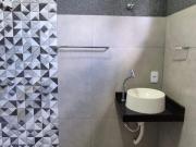 Casa com Piscina e Churrasqueira