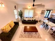 The Greendoor Villa - Zalor, 500 mtrs to Beach