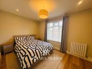 Stylish 3BR Contractors Home - Sleeps 5 - Parking