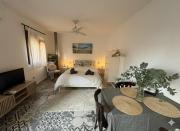 Precioso apartamento con aa en Ruzafa con terracita privada y acceso a un jardín, para 2-3 personas