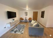 Stylish 2-Bed Manning Gardens