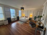 SoHo Elegant Apartment - West End 102 sq meters
