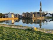 Studio, plein centre, indépendant, calme, avec parking privatif