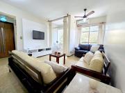 Apto Amplo á 1 quadra da Praia do Tombo |AC e Wifi