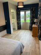 Self contained apartment with ensuite