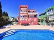 Magnifica Villa privada , 4 dormitorios, 2 baños, piscina, barbacoa, Wifi - ES-389-31