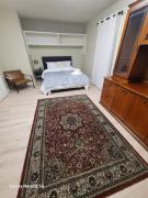 Historic home walk to Convention Center & St Jude