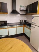 Cozy and restful apartment near the lake, B